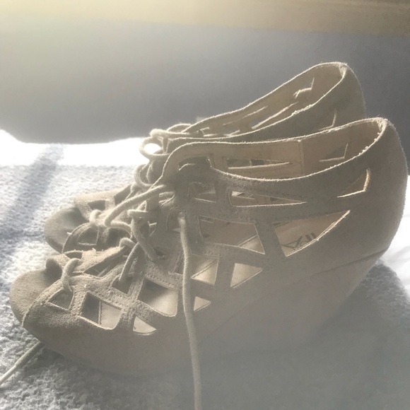 Wedges - Picture 2 of 2